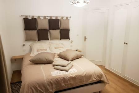 23 Rue Jean Amade Apartment Ceret Ngoại thất bức ảnh